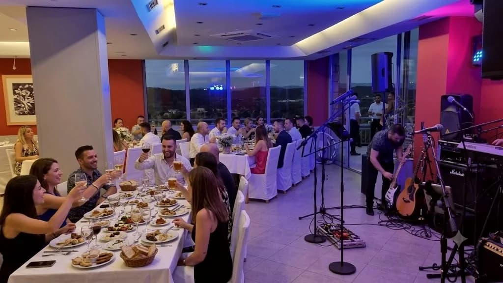 Proslava u dvorani Hotela Lovac